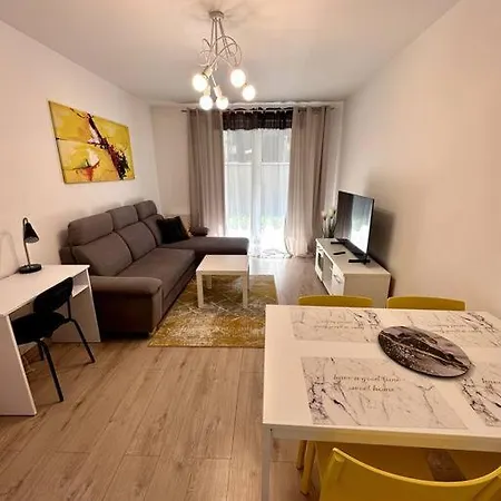 Cozy Near Magnolia - Private Parking Lägenhet Wrocław